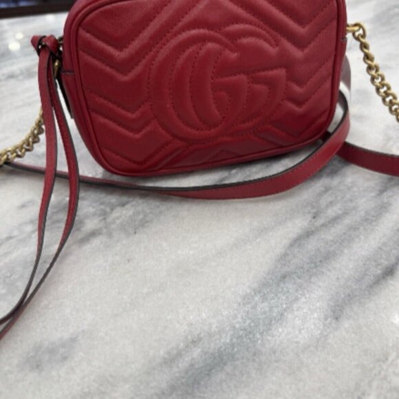 Gucci GG Marmont Tan Interior Matelasse Shoulder Bag Mini Red Leather - Picture 5 of 9